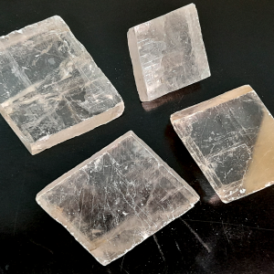 Calcita Ótica - Pedra Bruta Pct c/ 250g - Imagem 3