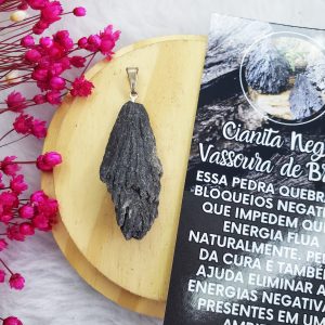 Cianita Negra / Vassoura de Bruxa - Pingente Pedra Bruta