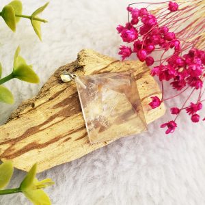 Cristal - Pingente Pirâmide BR